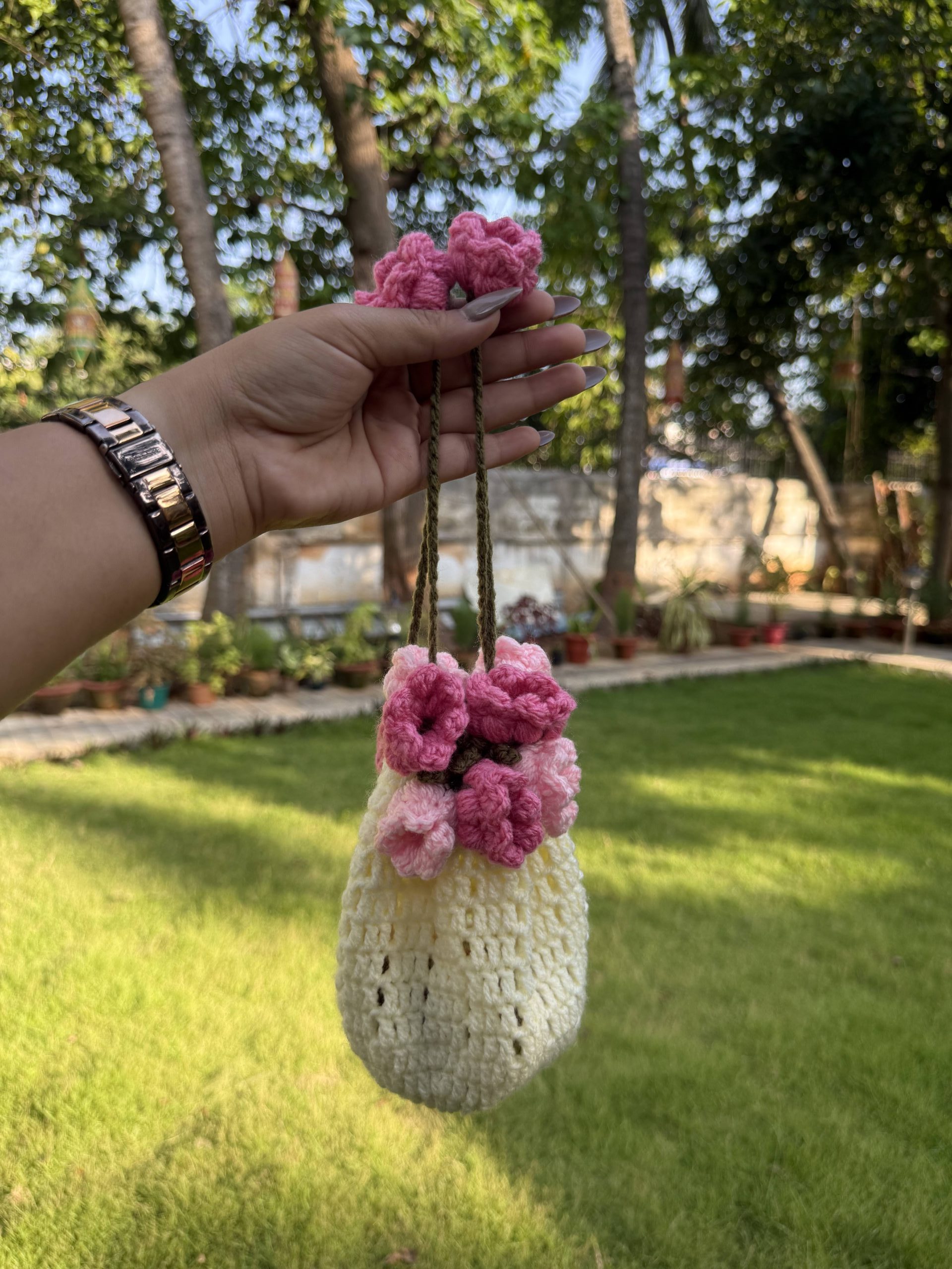 Crochet Pink Flowers Potli Bag